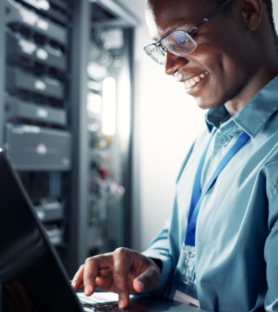 Should I Hire an IT Contractor or an Agency